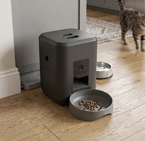 Smart Pet Feeder with Camera and Wi-Fi Control